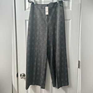 NY&CO wide leg pant. Brown, black and white striped pant. Size 10